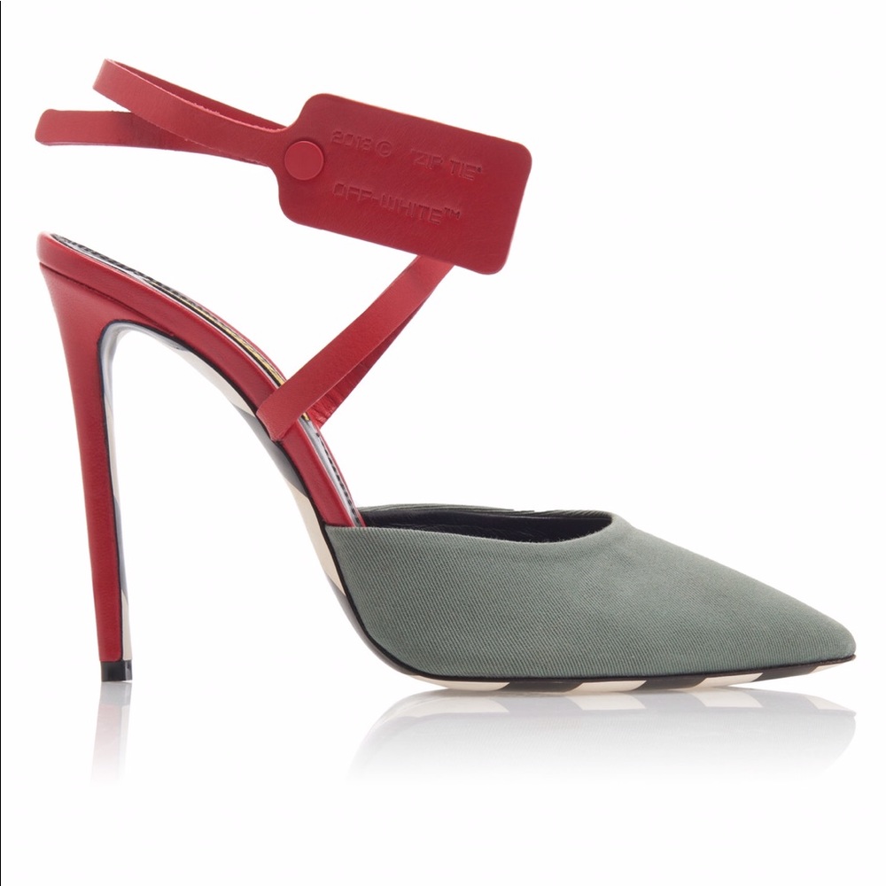 Sold!!! NWB OFF WHITE pumps